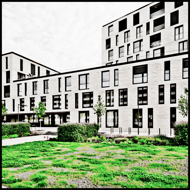 Next to Neu-Ulm Station - ID 007576