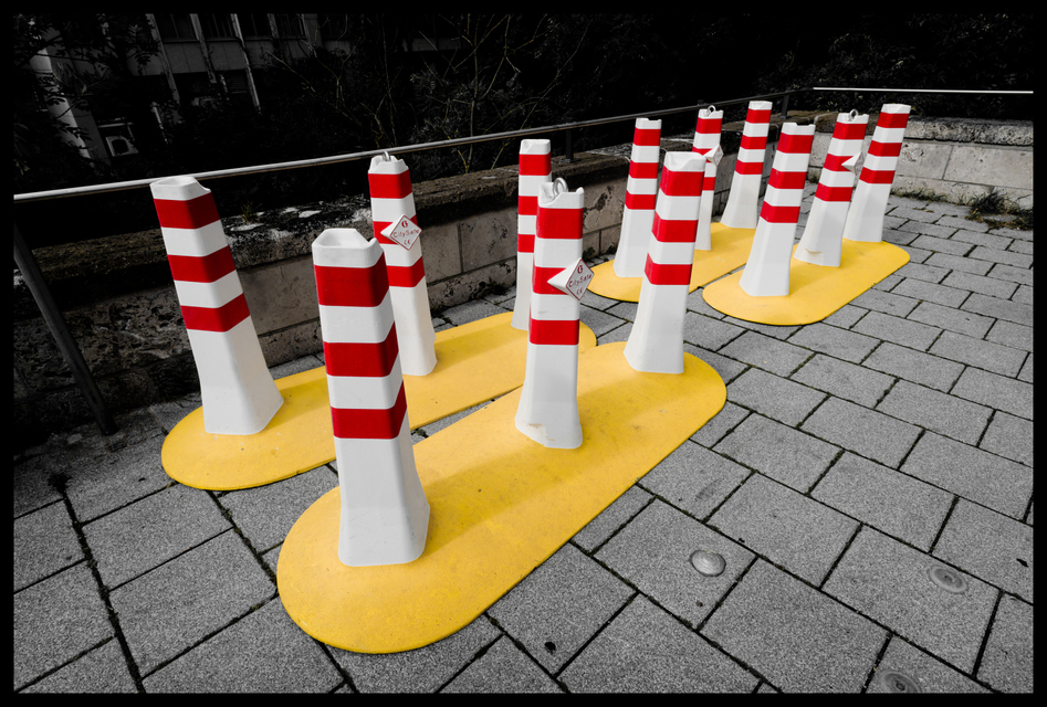 New and Waiting - ID 007854