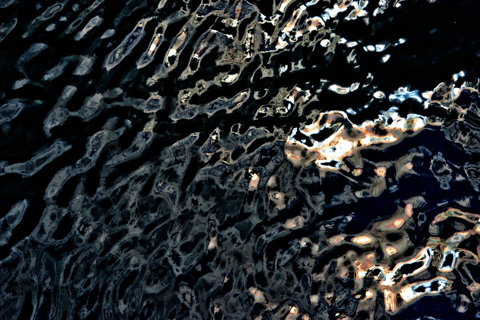 Water Surface XIV - ID 007871