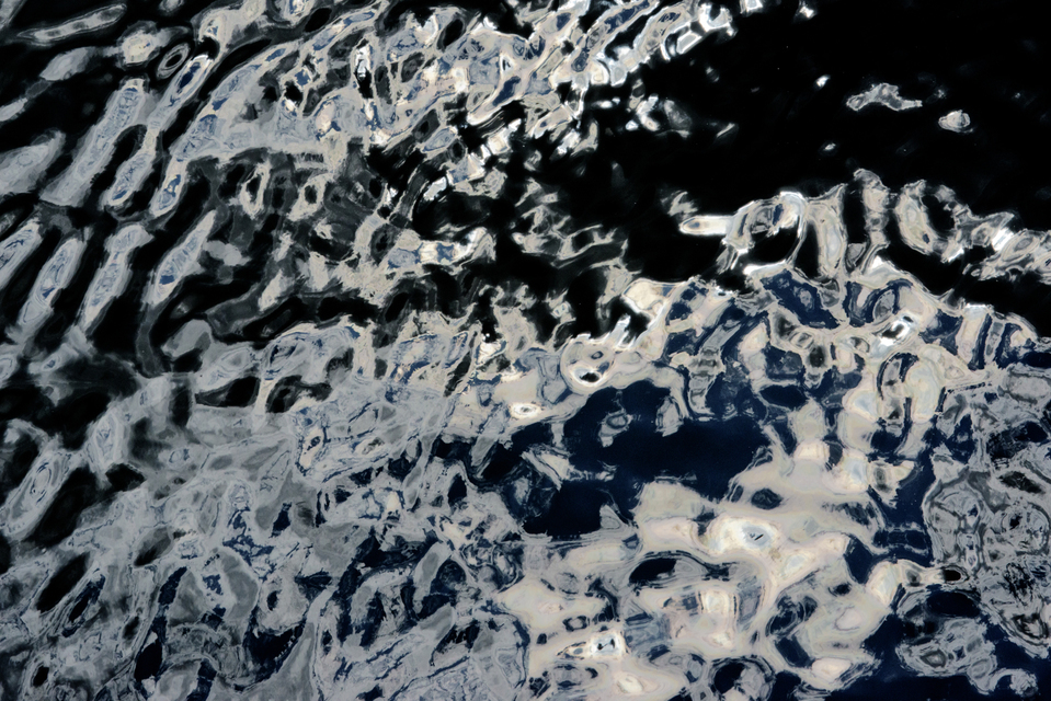 Water Surface XVI - ID 007873