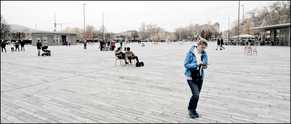 At the Opera - ID 008191