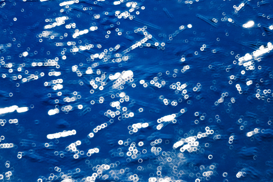 Sunlight in Water VI - ID 008265