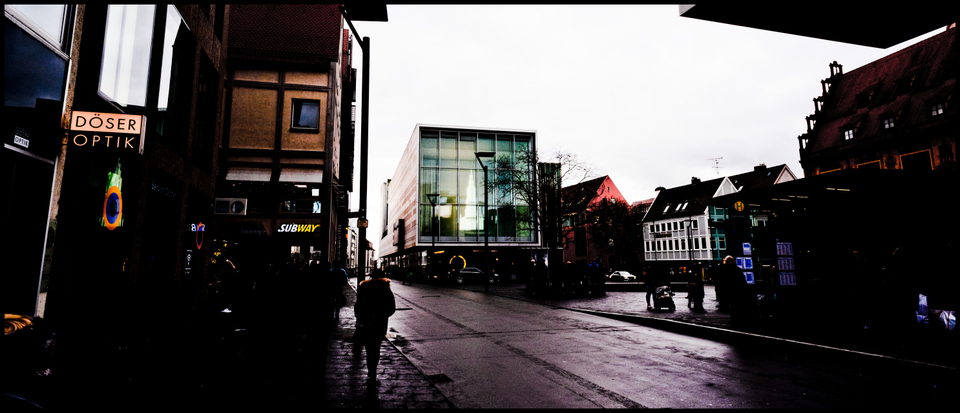 Neon Minster in the Back I - ID 008303