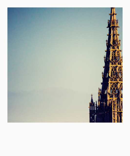 Minster Tower in the Sun - ID 008369