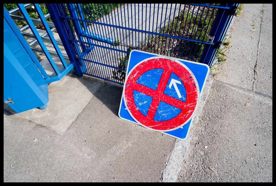 Blue Structures VI - ID 008456