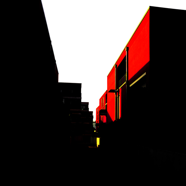 Red Houses III - ID 008853