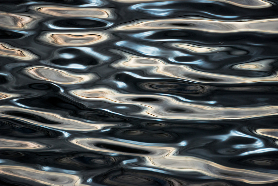 Water Waves XVIII - ID 008948