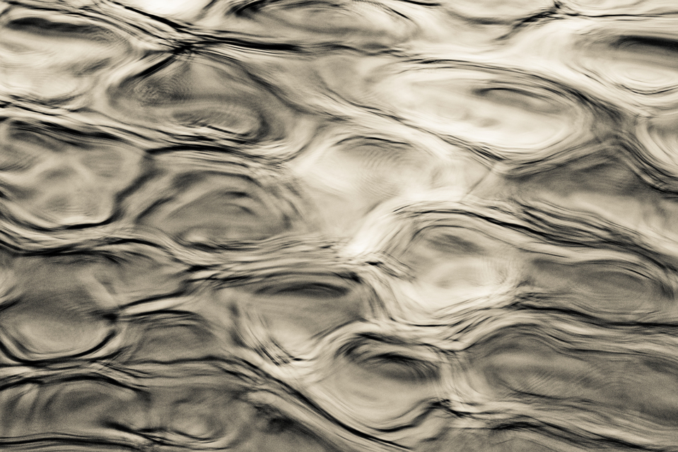 Water Waves XXIX - ID 008959