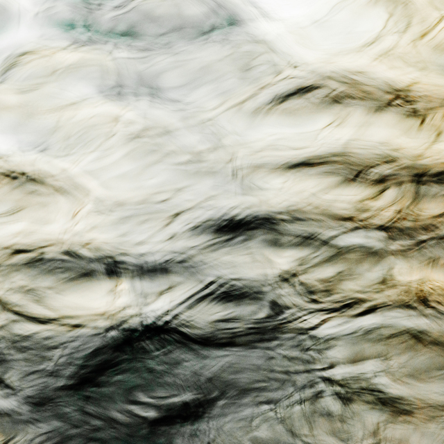 Water Waves XXX - ID 008960