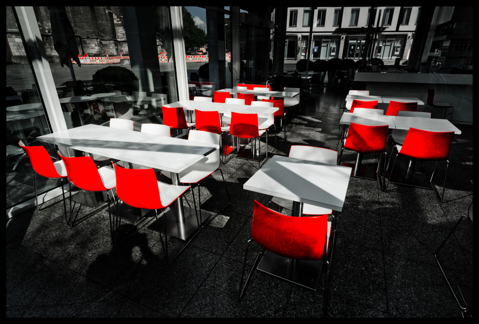 Red Chairs - ID 009055