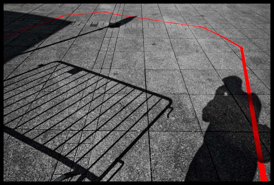 Red Line Curve - ID 009056