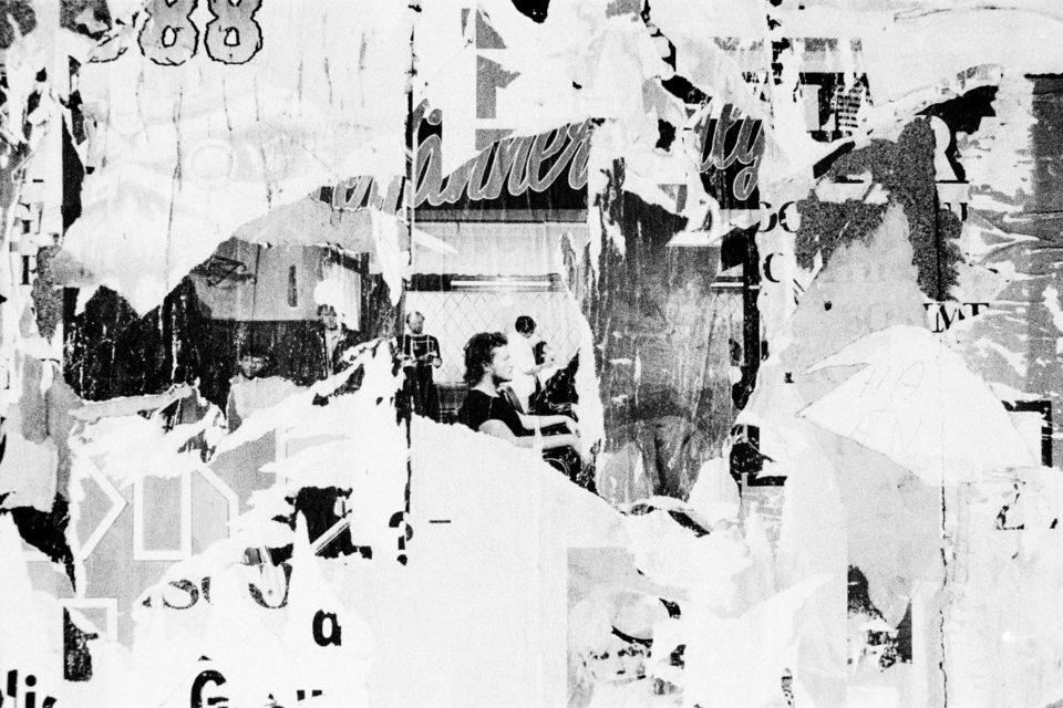 Advertisement II - ID 009073