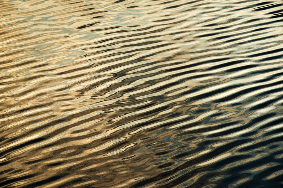 Winter Water Surface IV - ID 009403