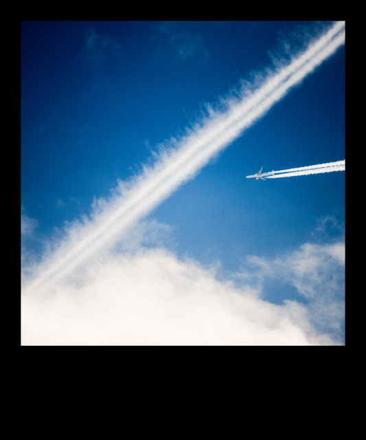 Contrail V - ID 009513