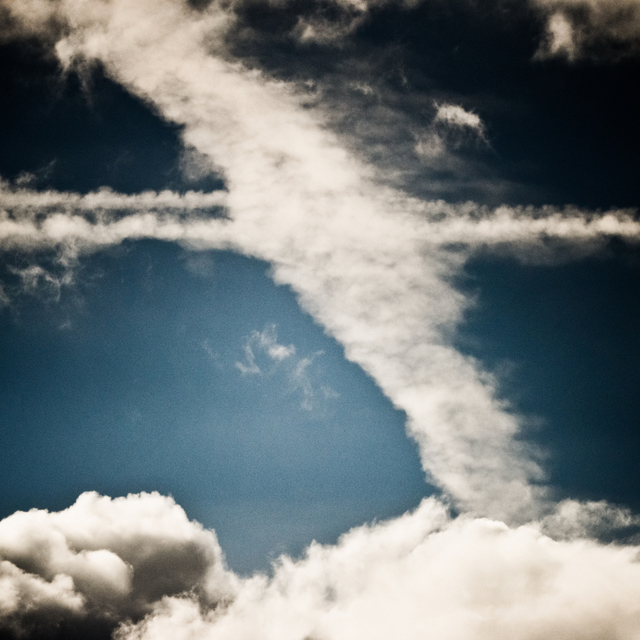 Contrail XV - ID 009523