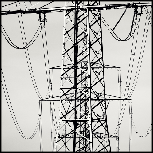 Strong Row I - ID 009643