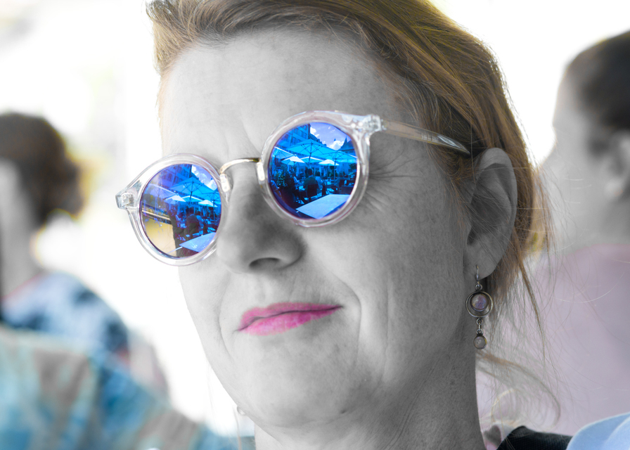 Blue Glasses - ID 009689