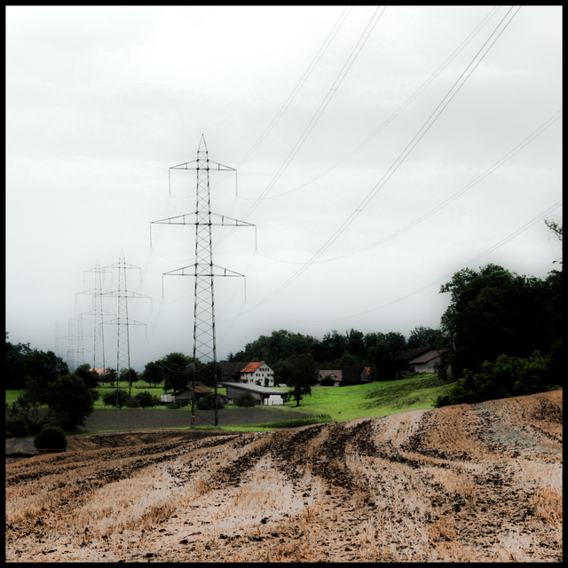 Power Line Valley I - ID 009694