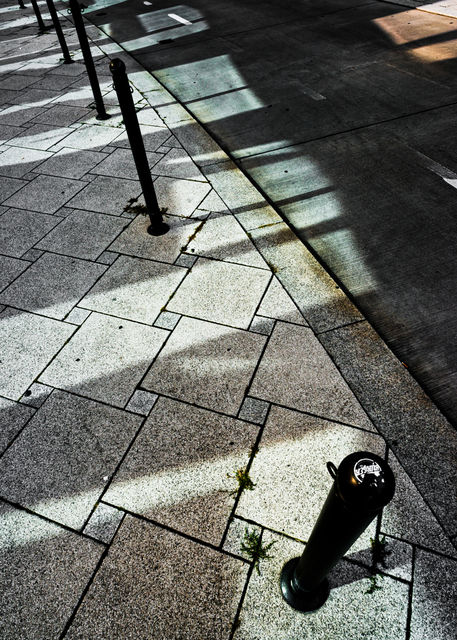 Reflecting Light - ID 009746