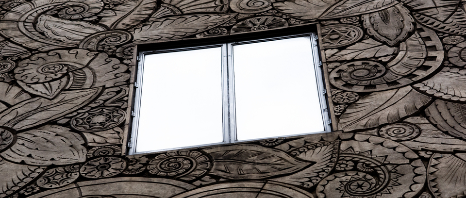 Two Wing Windows - ID 010024