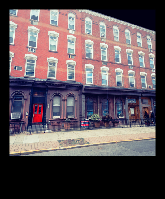 Hoboken Red Door - ID 010094