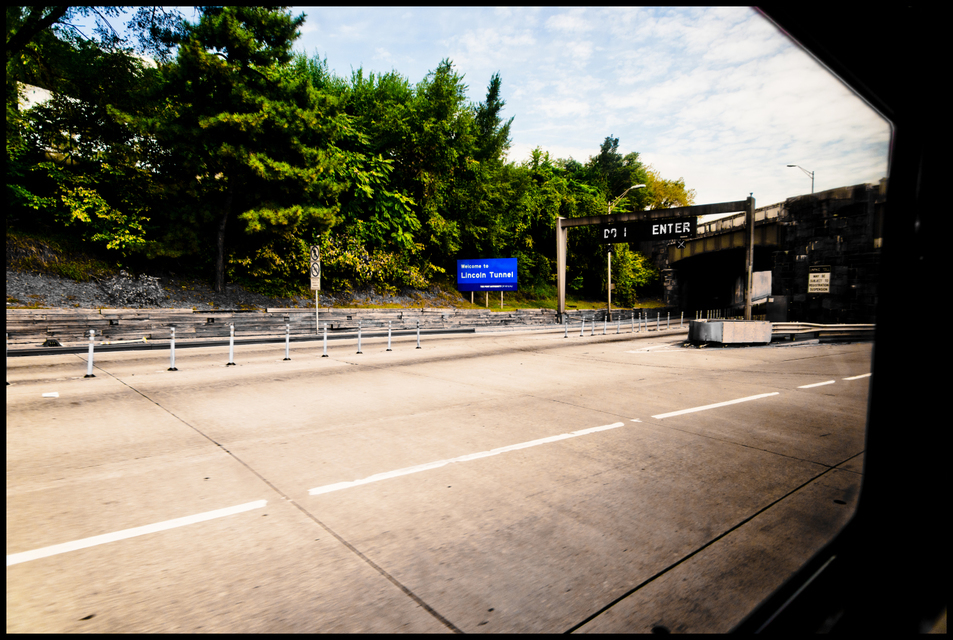 Lincoln Tunnel I - ID 010098