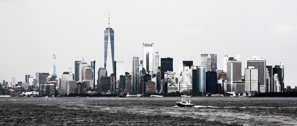 Skyline from Ferry I - ID 010350
