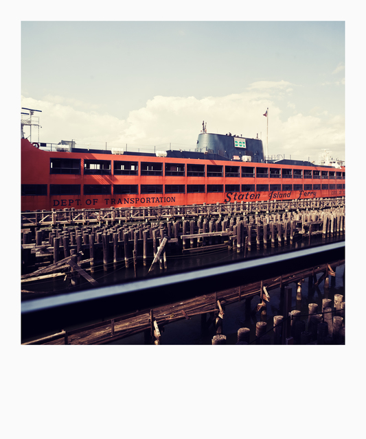 Red Ferry - ID 010359