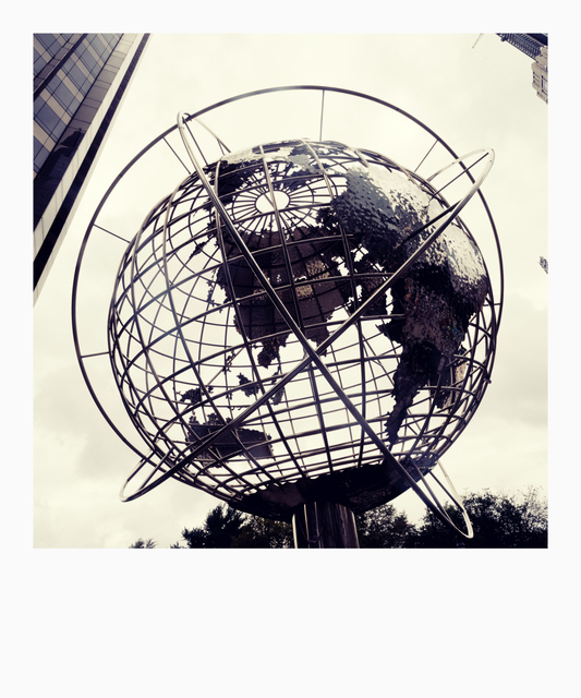 The Globe - ID 010399