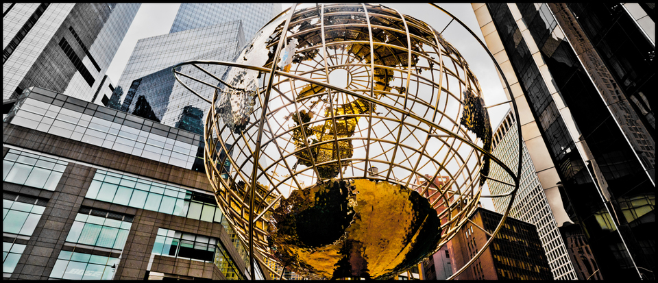 The golden Globe II - ID 010401