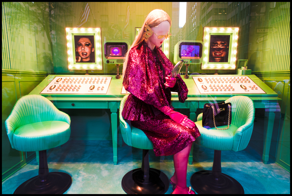 Modern Life Old Styling - ID 010512