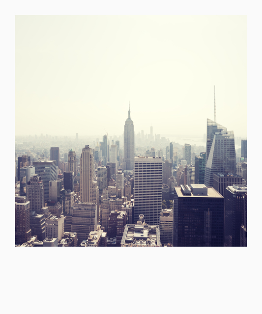 Looking on Empire State III - ID 010580