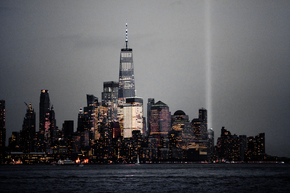 Tribute in Light I - ID 010657