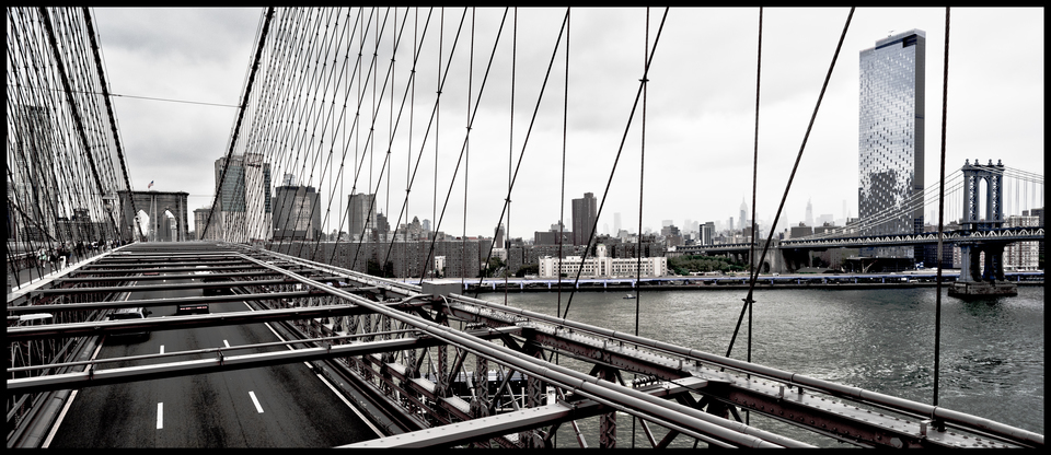 Brooklyn and Manhatten Bridge I - ID 010711