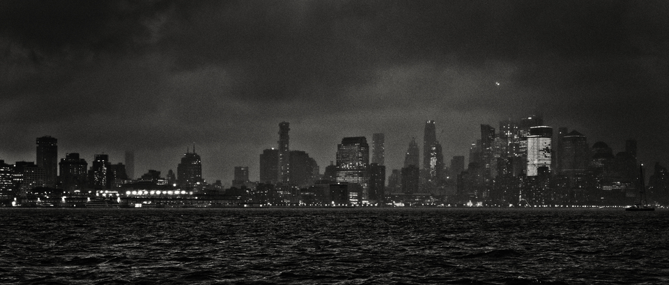 Manhatten in Rain VIII - ID 010762