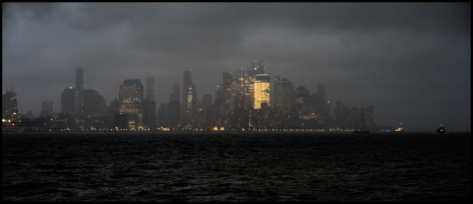 Manhatten in Rain XVII - ID 010771