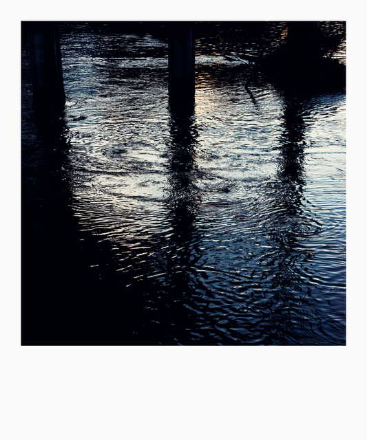 Water below the Bridge II - ID 010982