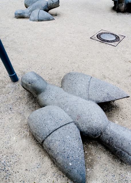 Concrete Sparrow I - ID 011097