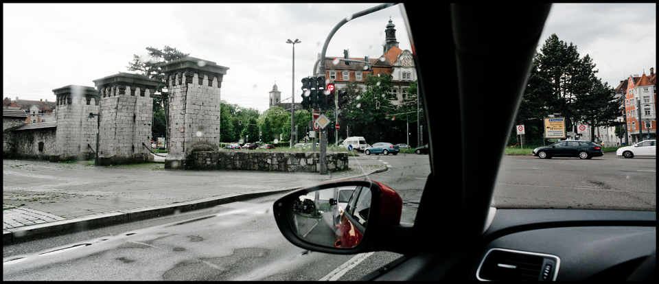 Red Light Left - ID 011135