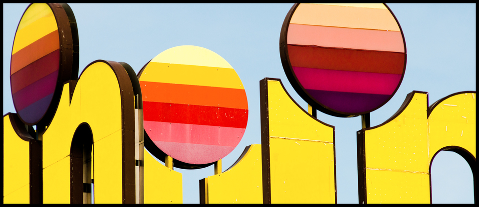 Illumination Advertisement - ID 011140