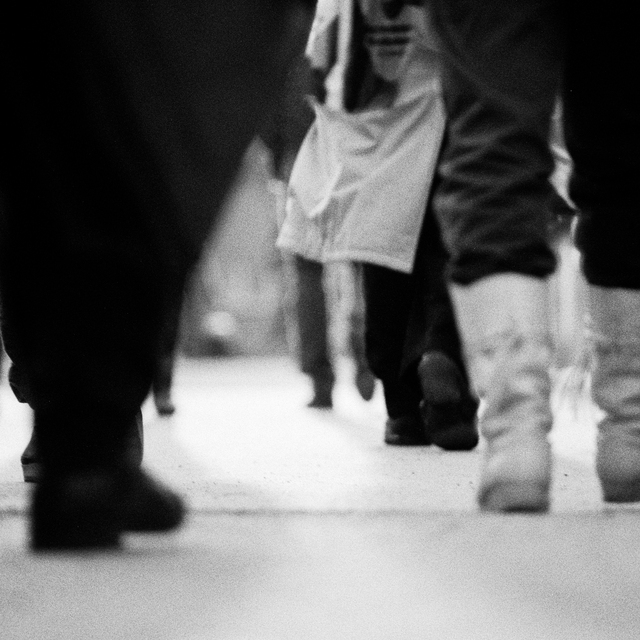 People Walking - ID 011249