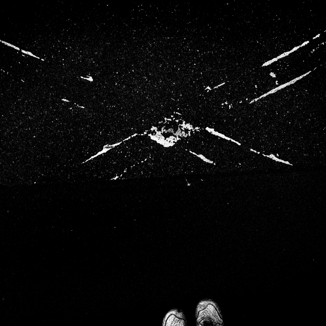 Before the Disapearing Cross II - ID 011285