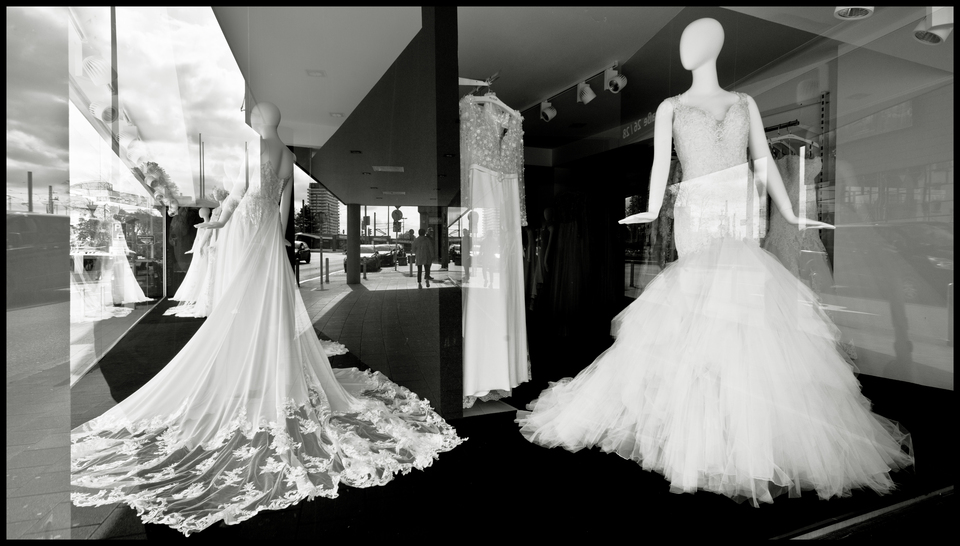 Do Not Touch Me - ID 011373