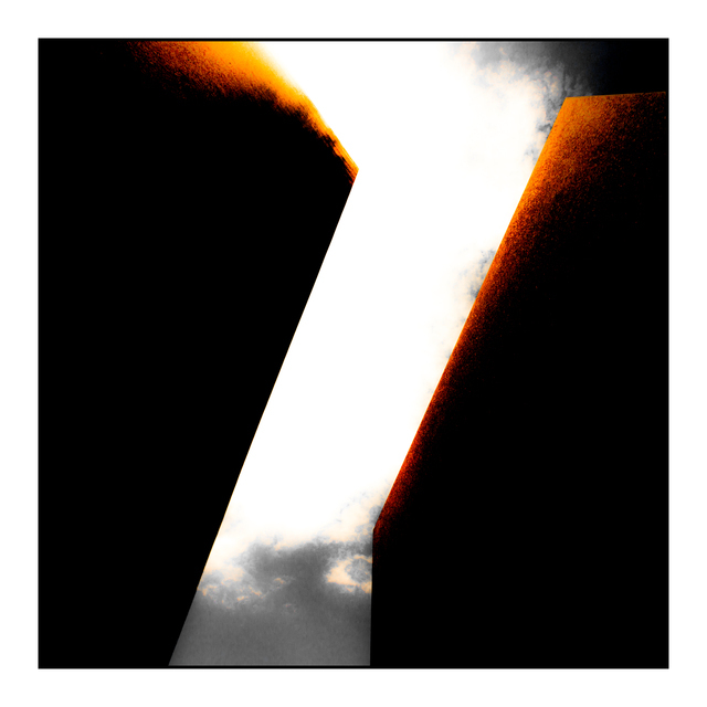 Two Blocks IV - ID 011433