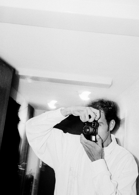 Photographing I - ID 011539