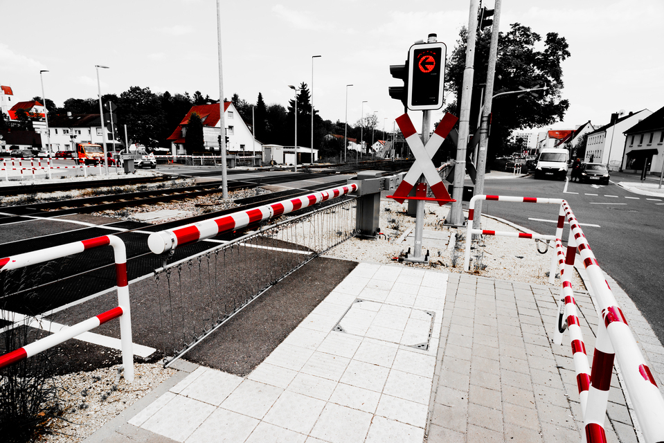 Red White Barrier - ID 011572