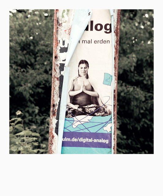 Grounding Yourselves Digital Analog - ID 011658