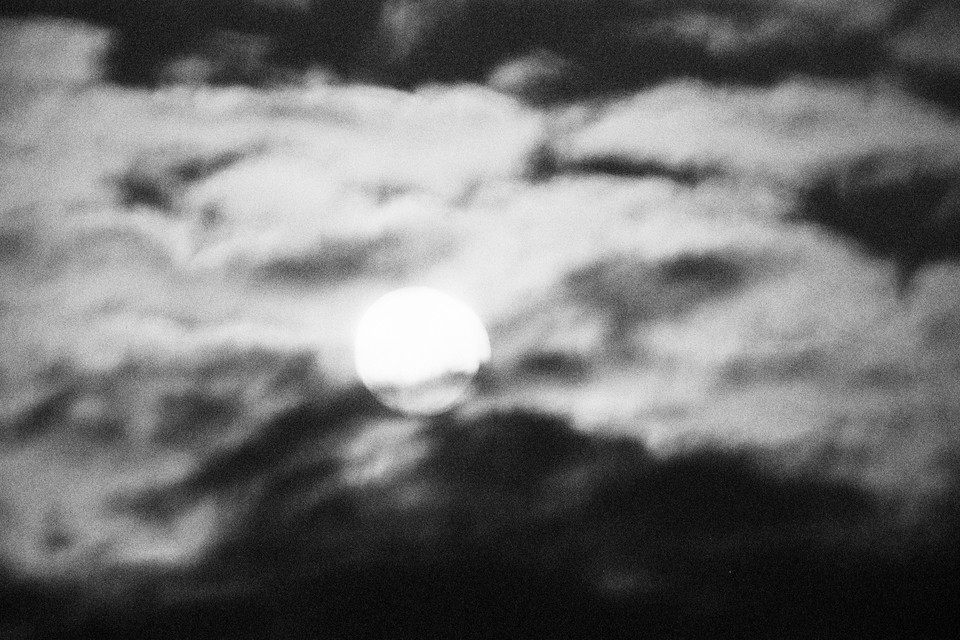 Moon behind Clouds - ID 011806