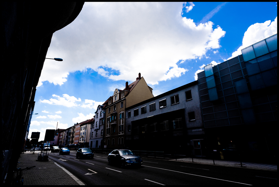 Blue Sky behind Wall - ID 011983