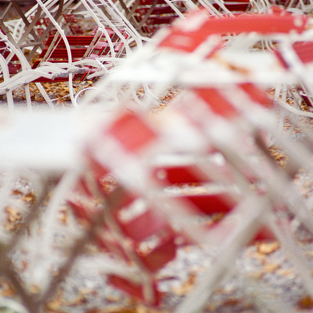 Folding Chairs I - ID 012365